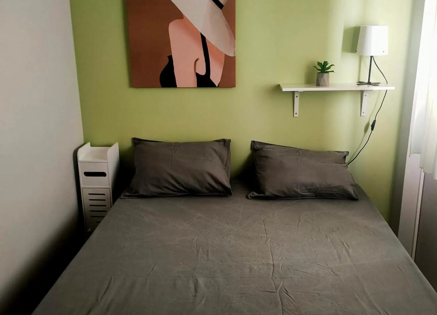 Apartamento En Pleno Centro De Cadiz Con Parking Economico Spain