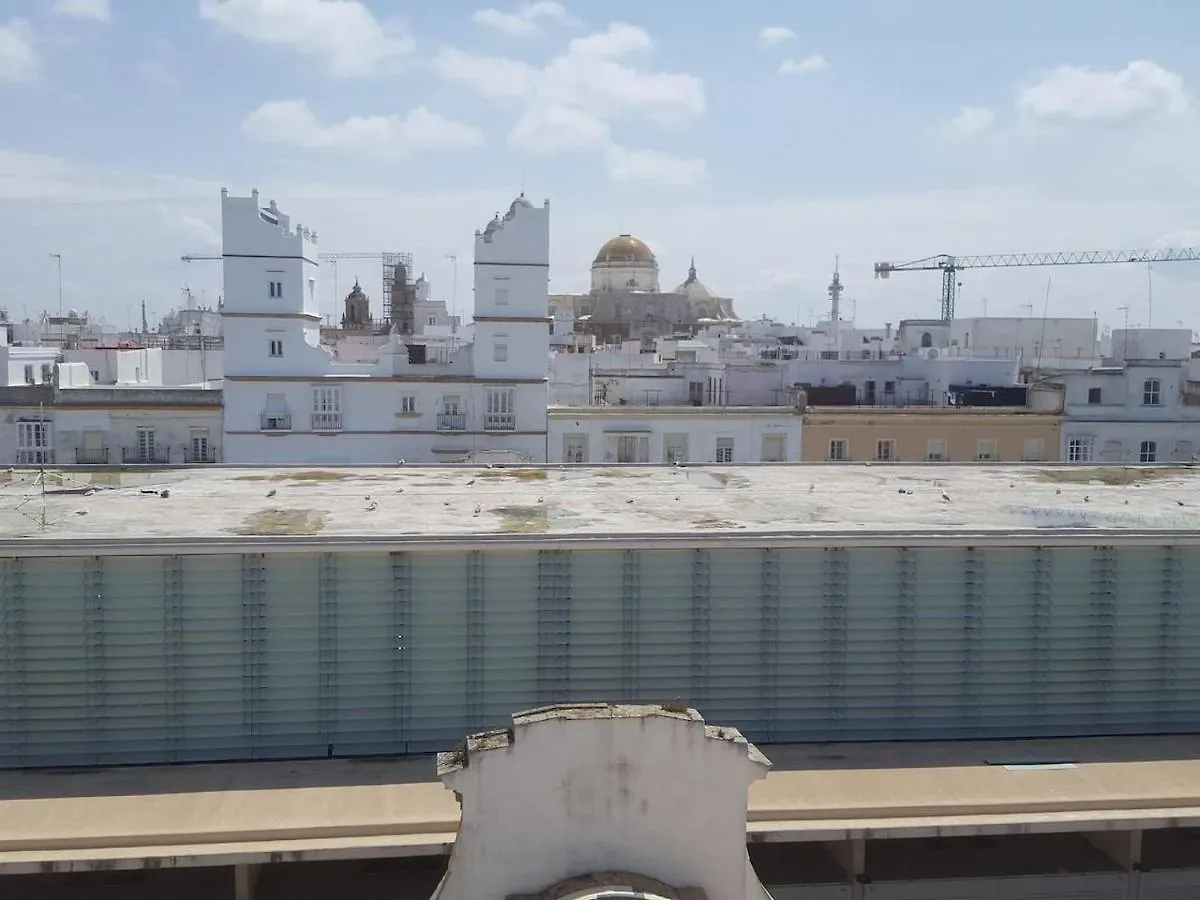 Apartamento En Pleno Centro De Cadiz Con Parking Economico Spain